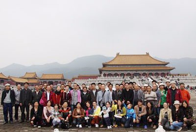 China Jinggong Valve: "Celebrate National Day, Tour Hengdian", Harmonious Development to the next level